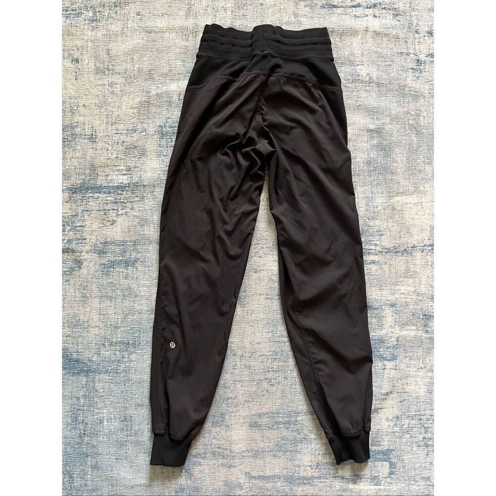 Lululemon Black Dance Studio Mid Rise Jogger Size 2 - Picture 2 of 7